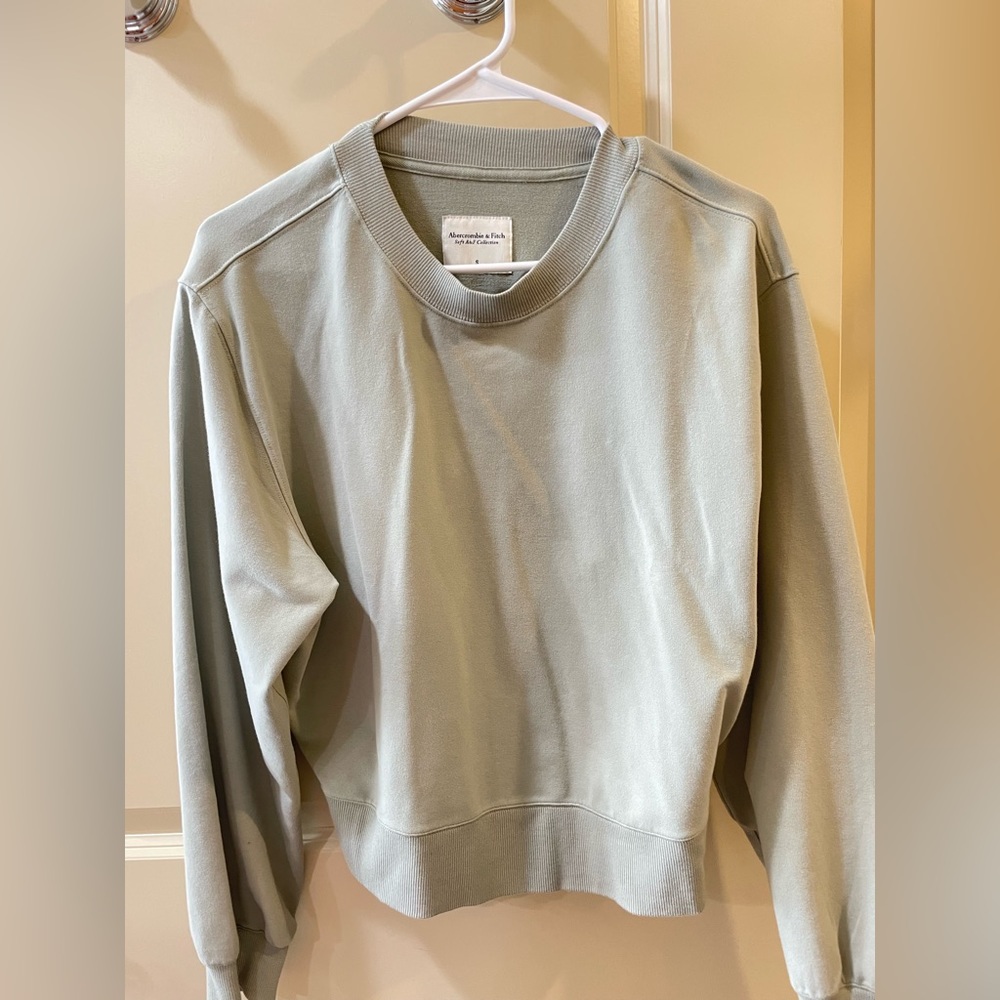 Abercrombie & Fitch Crewneck - Soft A&F Collection - image 1